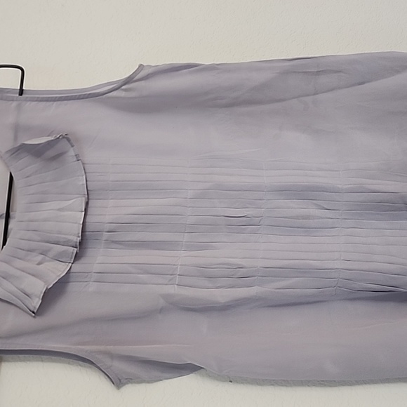 Banana republic blouse - Picture 2 of 4